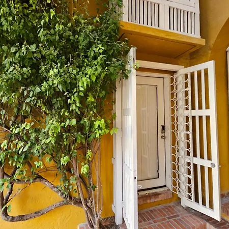 Apartamento Vista A La Muralla Disenador Recien Reformado Apartamento Cartagena