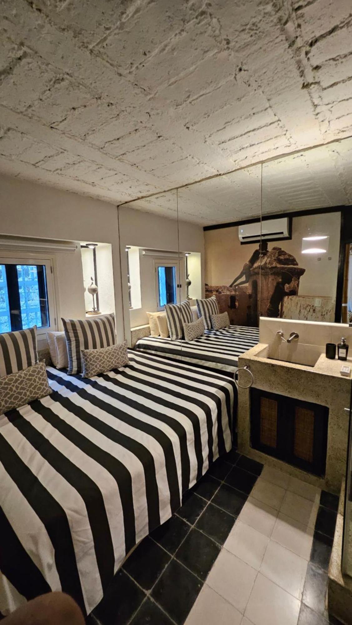 Apartamento Vista A La Muralla Disenador Recien Reformado